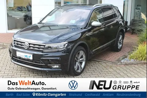 Used VOLKSWAGEN TIGUAN Petrol 2018 Ad 