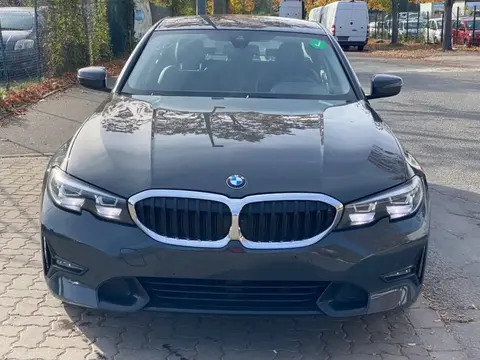 Used BMW SERIE 3 Petrol 2019 Ad 