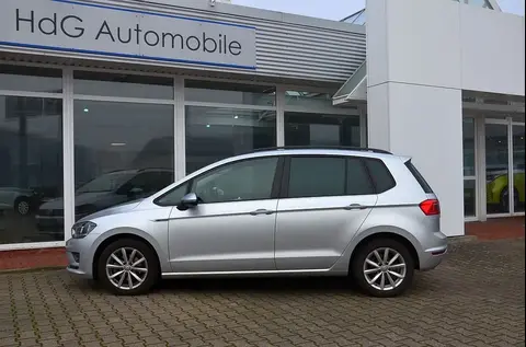 Used VOLKSWAGEN GOLF Petrol 2015 Ad 