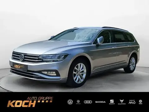 Used VOLKSWAGEN PASSAT Petrol 2019 Ad 