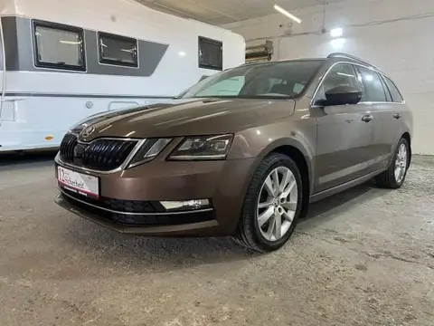 Used SKODA OCTAVIA Petrol 2018 Ad 