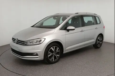 Used VOLKSWAGEN TOURAN Petrol 2021 Ad 