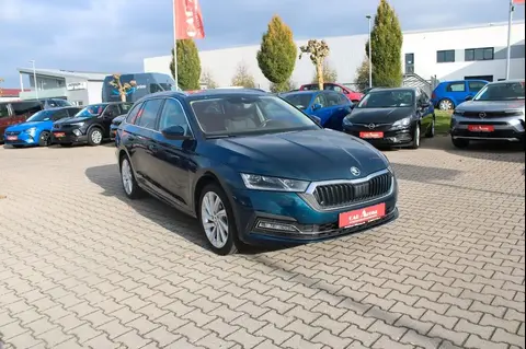 Used SKODA OCTAVIA Petrol 2022 Ad 