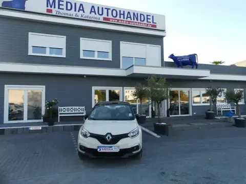 Used RENAULT CAPTUR Petrol 2018 Ad 