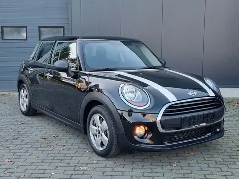 Used MINI ONE Petrol 2016 Ad 