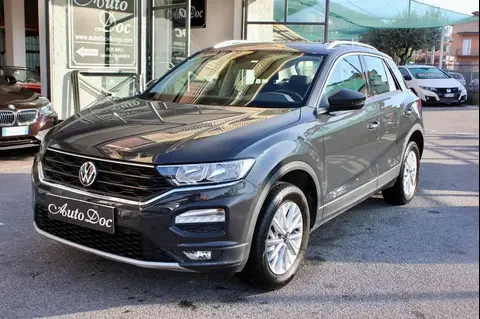 Used VOLKSWAGEN T-ROC Petrol 2020 Ad 