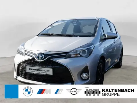 Used TOYOTA YARIS Hybrid 2016 Ad 