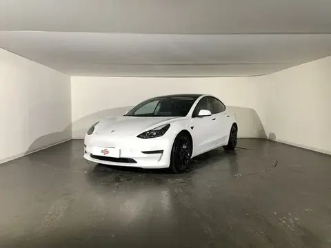 Used TESLA MODEL 3  2021 Ad 