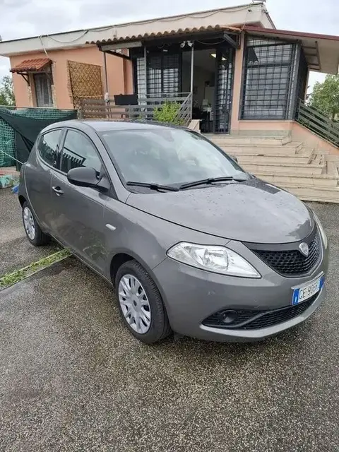 Used LANCIA YPSILON Hybrid 2021 Ad 