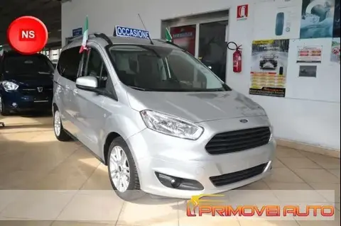 Used FORD TOURNEO Petrol 2015 Ad 