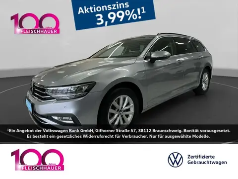 Used VOLKSWAGEN PASSAT Petrol 2024 Ad 