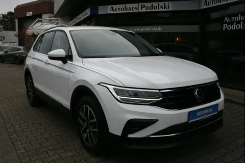 Used VOLKSWAGEN TIGUAN Petrol 2020 Ad 