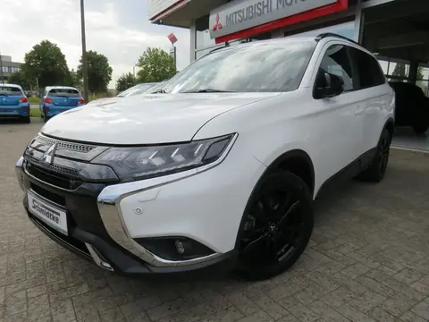 Used MITSUBISHI OUTLANDER Petrol 2019 Ad 