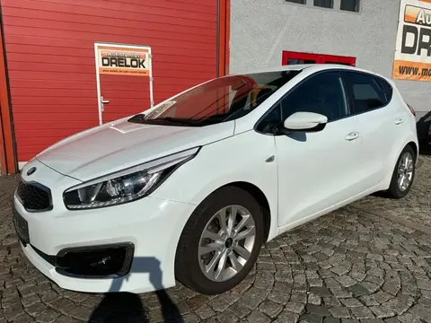 Used KIA CEED Petrol 2016 Ad 