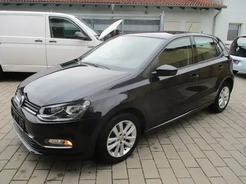 Used VOLKSWAGEN POLO Petrol 2015 Ad 