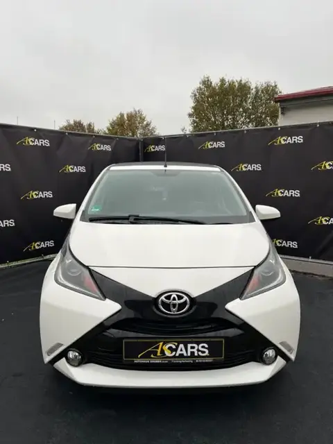 Used TOYOTA AYGO X Petrol 2015 Ad 