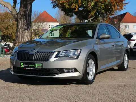 Annonce SKODA SUPERB Essence 2016 d'occasion 