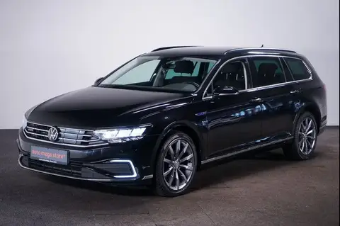 Used VOLKSWAGEN PASSAT Hybrid 2021 Ad 