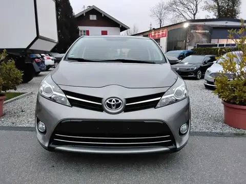 Used TOYOTA VERSO Diesel 2014 Ad 