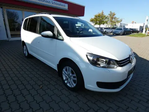 Used VOLKSWAGEN TOURAN Petrol 2015 Ad 