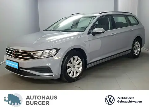 Used VOLKSWAGEN PASSAT Petrol 2022 Ad 