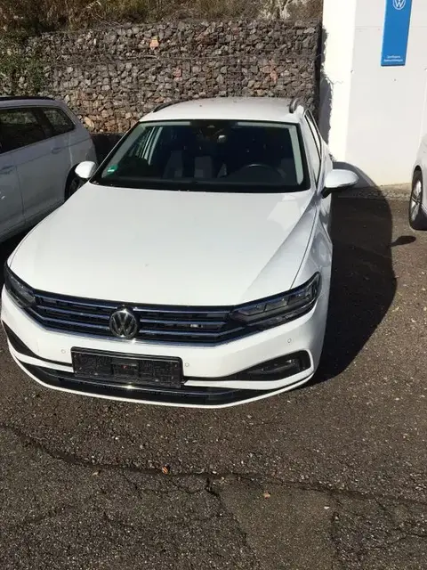 Used VOLKSWAGEN PASSAT Diesel 2019 Ad 