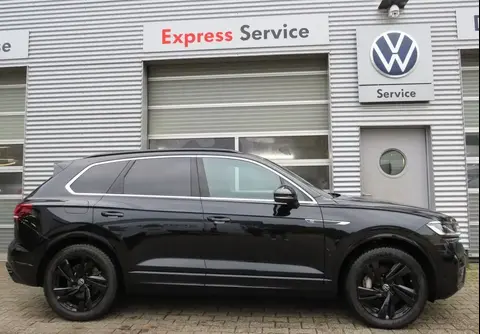 Used VOLKSWAGEN TOUAREG Petrol 2022 Ad 