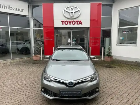 Used TOYOTA AURIS Hybrid 2017 Ad 