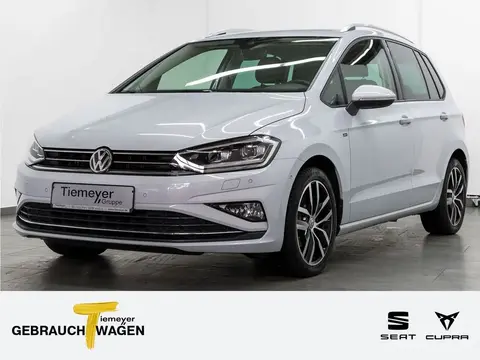 Used VOLKSWAGEN GOLF Petrol 2018 Ad 