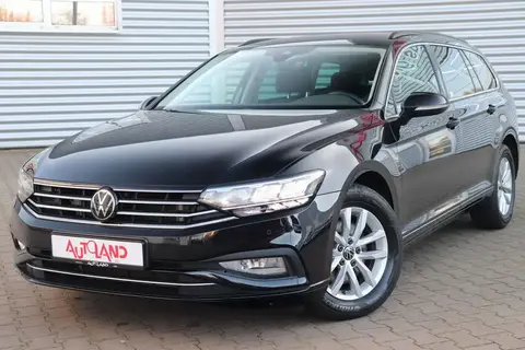 Used VOLKSWAGEN PASSAT Petrol 2022 Ad 