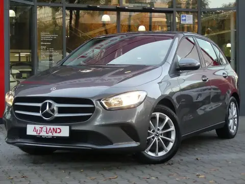 Used MERCEDES-BENZ CLASSE B Hybrid 2022 Ad 