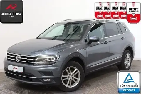 Used VOLKSWAGEN TIGUAN Petrol 2018 Ad 