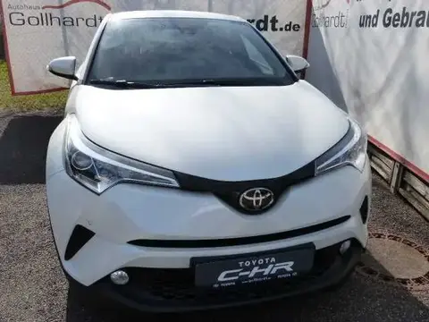 Used TOYOTA C-HR Petrol 2020 Ad 