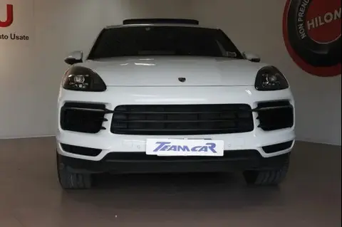 Annonce PORSCHE CAYENNE Essence 2018 d'occasion 