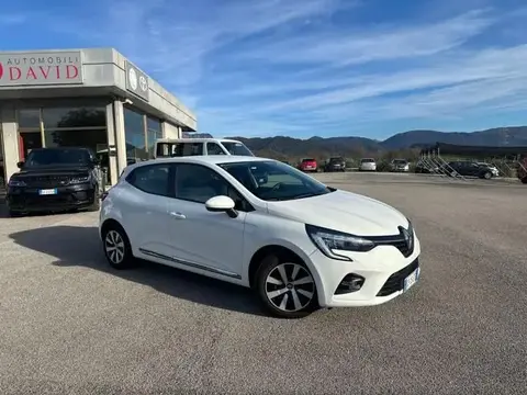 Used RENAULT CLIO Hybrid 2021 Ad 