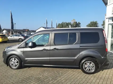 Used FORD GRAND TOURNEO Diesel 2021 Ad 