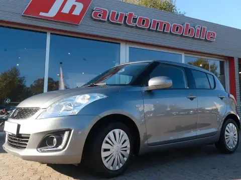 Used SUZUKI SWIFT Petrol 2016 Ad 