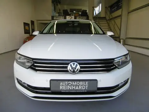 Used VOLKSWAGEN PASSAT Petrol 2018 Ad 