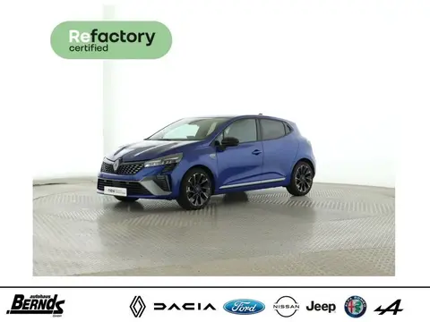 Used RENAULT CLIO Hybrid 2023 Ad 