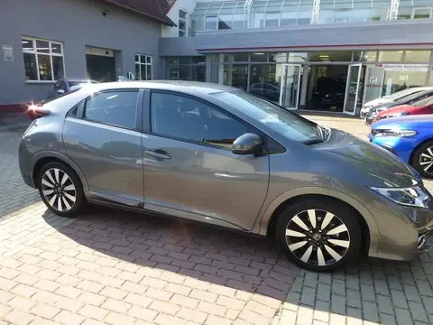 Used HONDA CIVIC Petrol 2016 Ad 