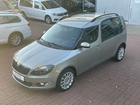 Used SKODA ROOMSTER Petrol 2015 Ad 