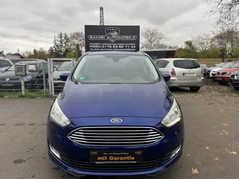 Used FORD GRAND C-MAX Petrol 2015 Ad 