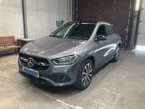 Used MERCEDES-BENZ CLASSE GLA Hybrid 2021 Ad 