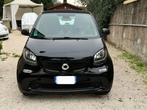 Annonce SMART FORTWO Essence 2019 d'occasion 