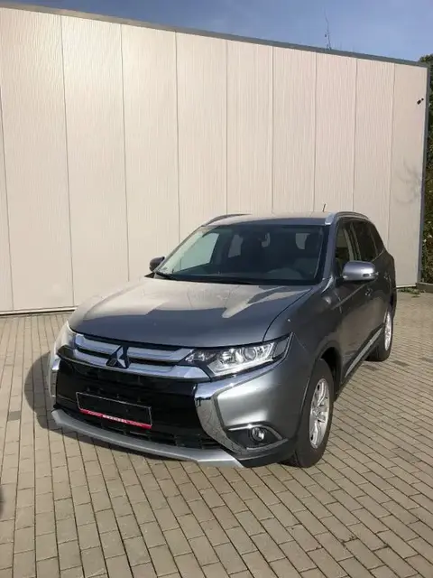 Used MITSUBISHI OUTLANDER Petrol 2016 Ad 