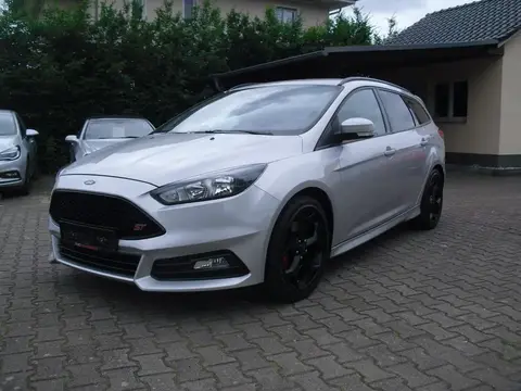 Annonce FORD FOCUS Essence 2017 d'occasion 