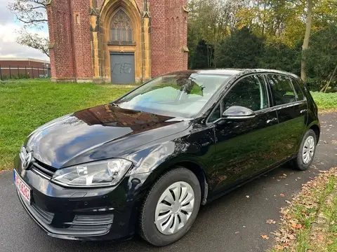 Used VOLKSWAGEN GOLF Petrol 2015 Ad 