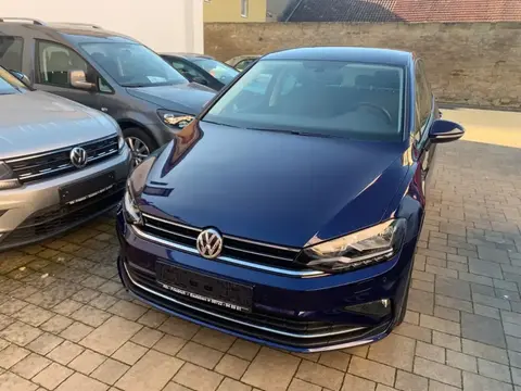 Used VOLKSWAGEN GOLF Petrol 2018 Ad 