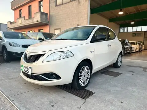 Annonce LANCIA YPSILON Essence 2017 d'occasion 