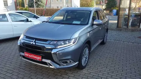 Used MITSUBISHI OUTLANDER Hybrid 2020 Ad 